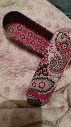 Vera Bradley sunglasses case / VERA BRADLEY Metal Tin Stacking Box Pencils Pens Clips $25