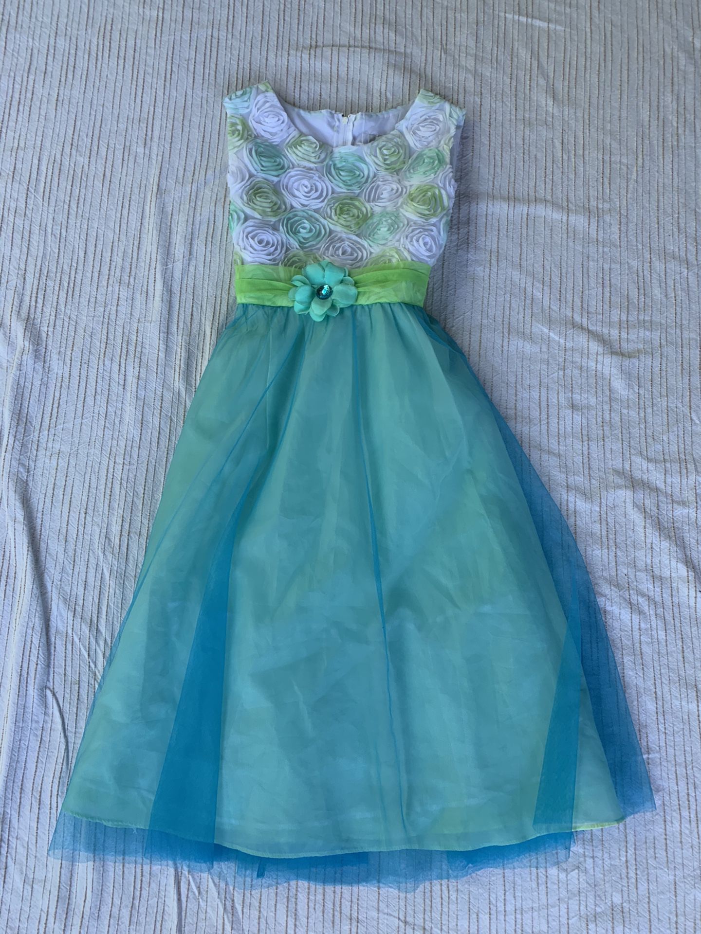 Girls size 16 kinda formal dress blue/green sleeveless flower girl wedding par