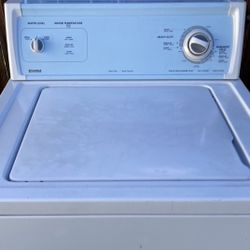 KENMORE WASHER IN EXCELLENT CONDITION 