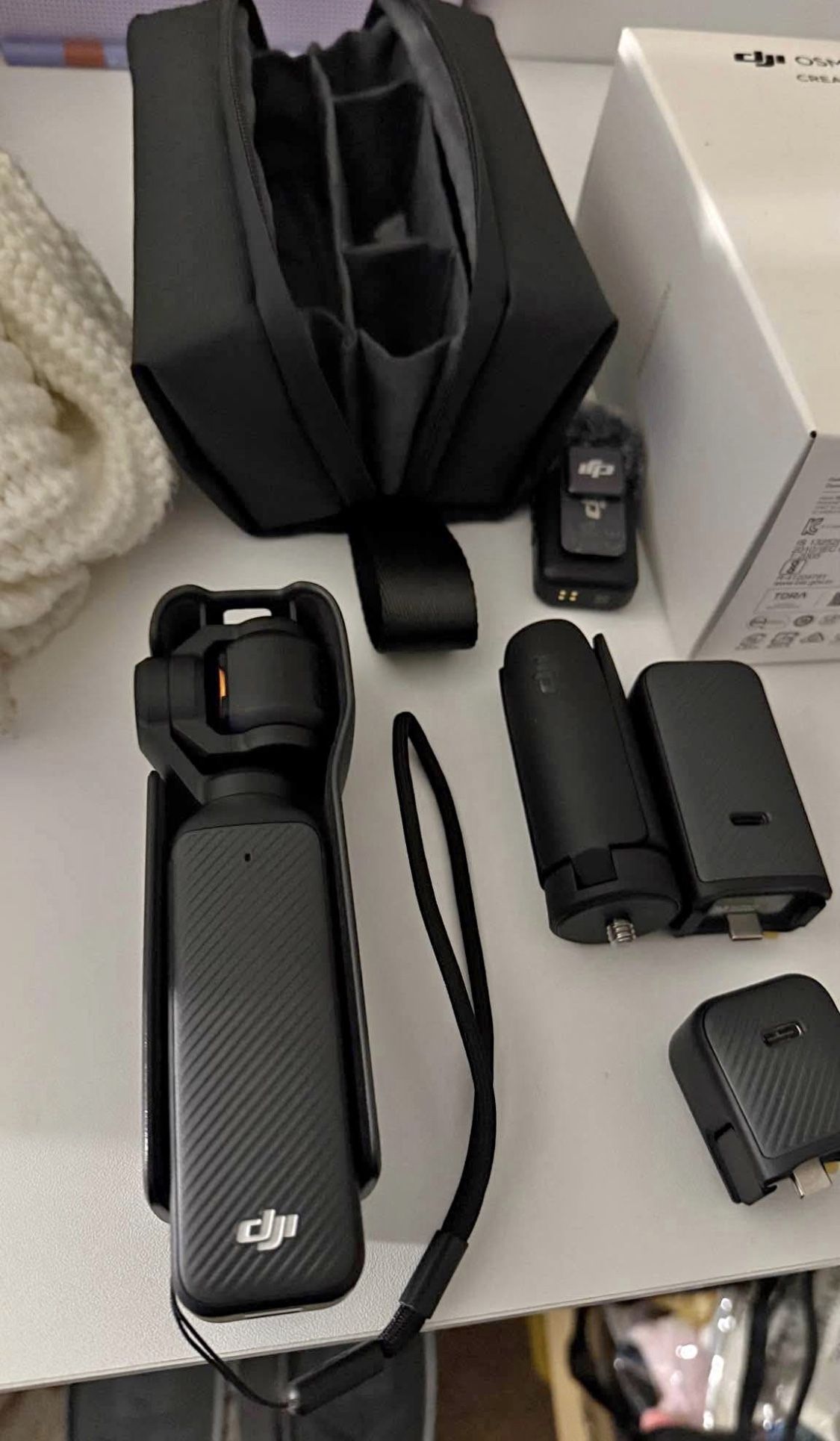 DJI Osmo pocket 3 creator combo