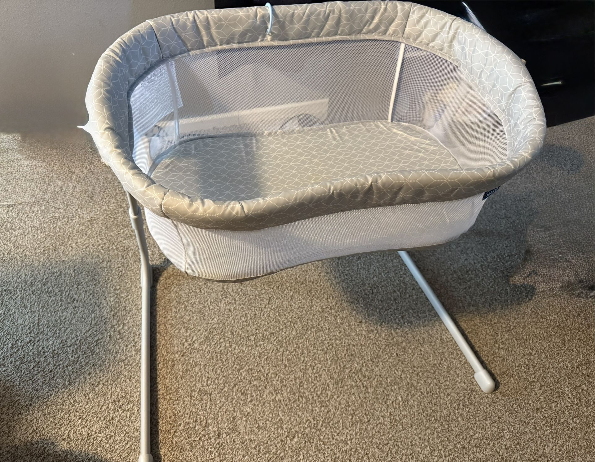 Halo Bedside Bassinet