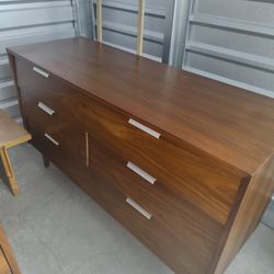 MCM Walnut 1960 Low Dresser with Mirror 6 drawers one owner