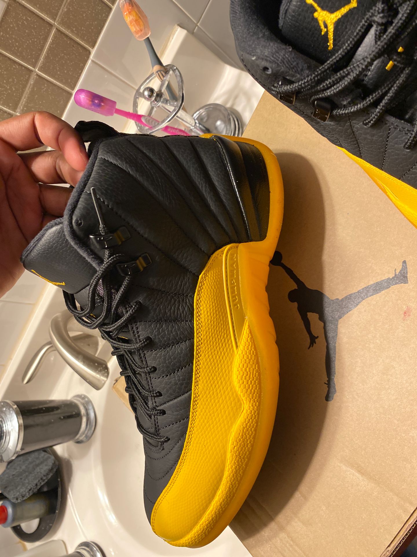 Jordan’s 12 University Gold