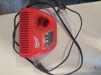 M12 12-Volt Lithium-Ion Cordless Bluetooth Jobsite Speaker with PACKOUT Compatibility