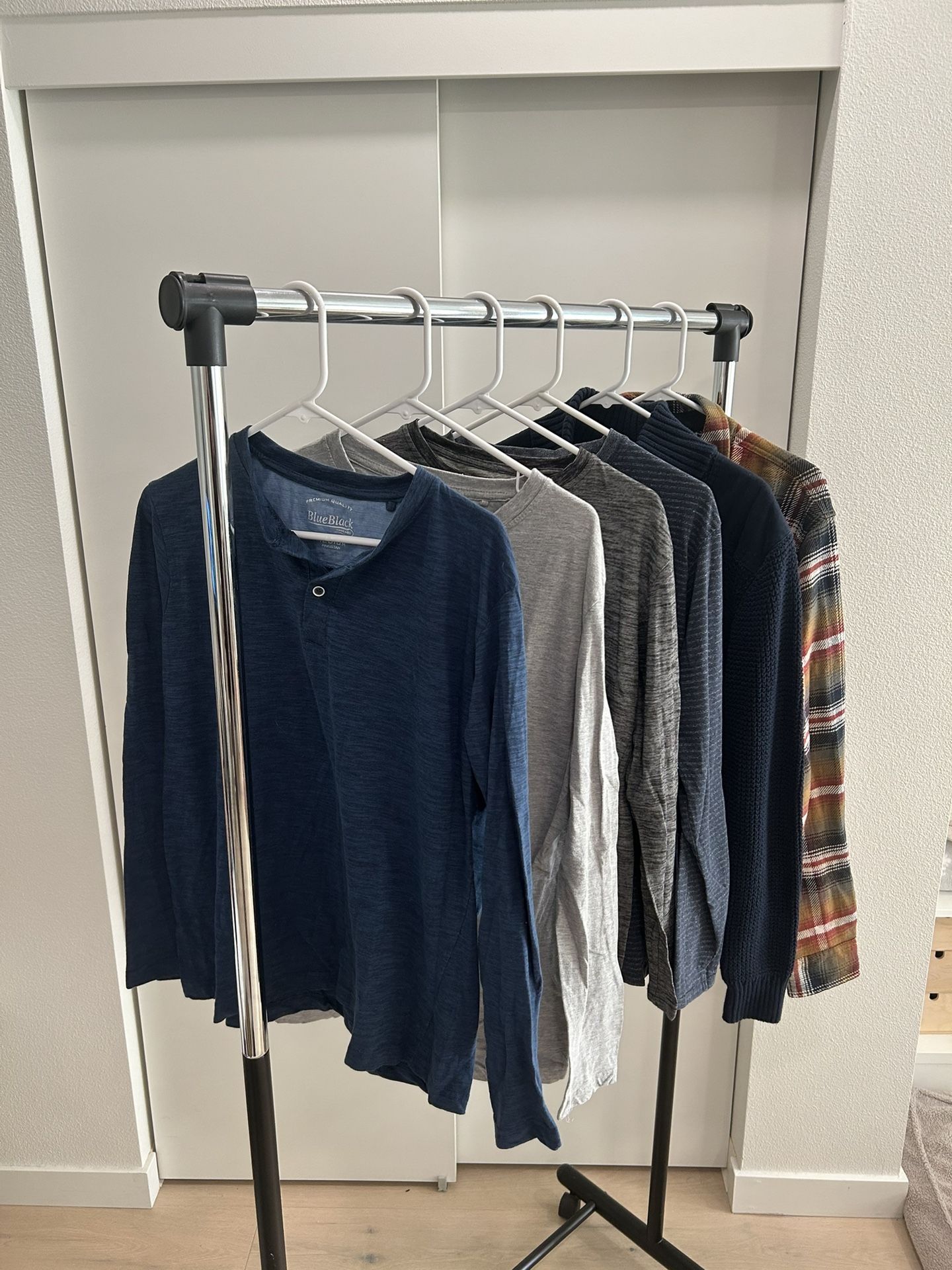 Men’s Clothing Lot