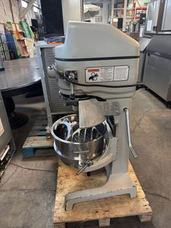 30QT Mixer GLOBE SP 30P