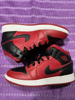 Jordan 1 mid Reverse bred