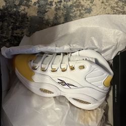 Brand new Reebok Question Mid size 9.5 with Box 