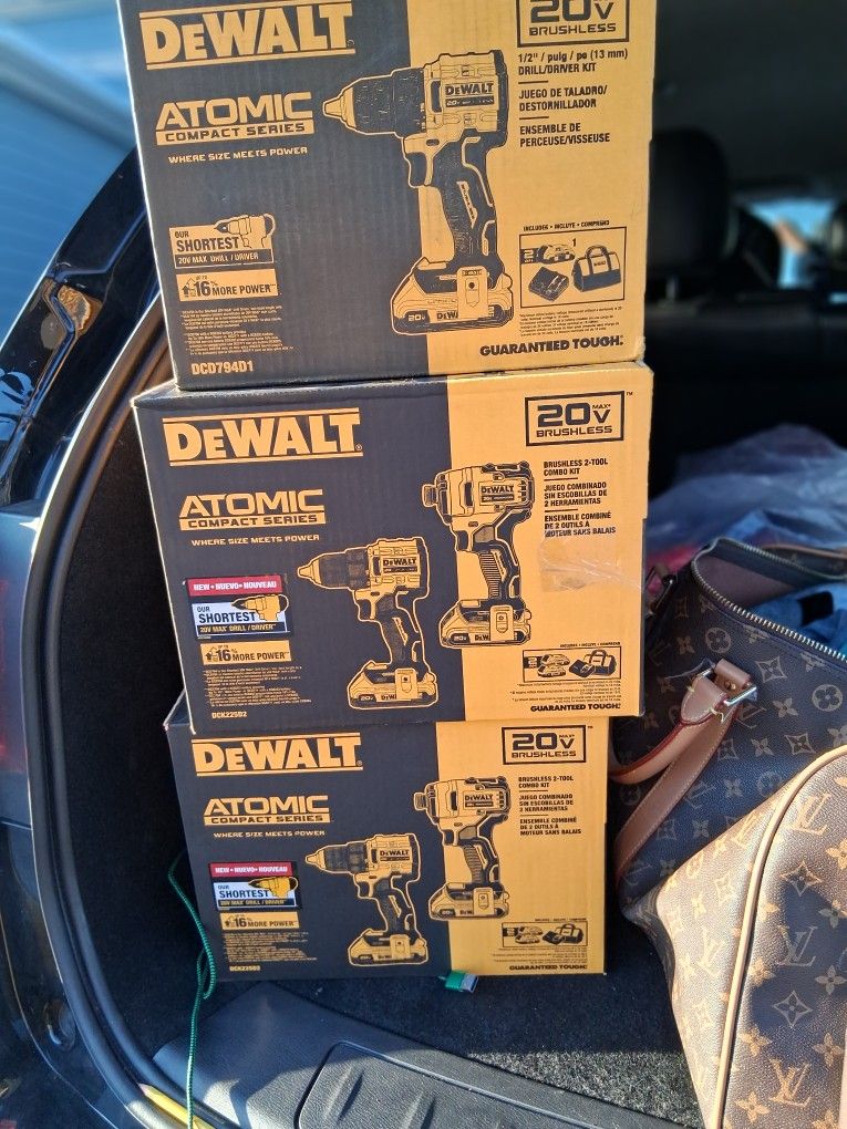 Drills (DeWalt)