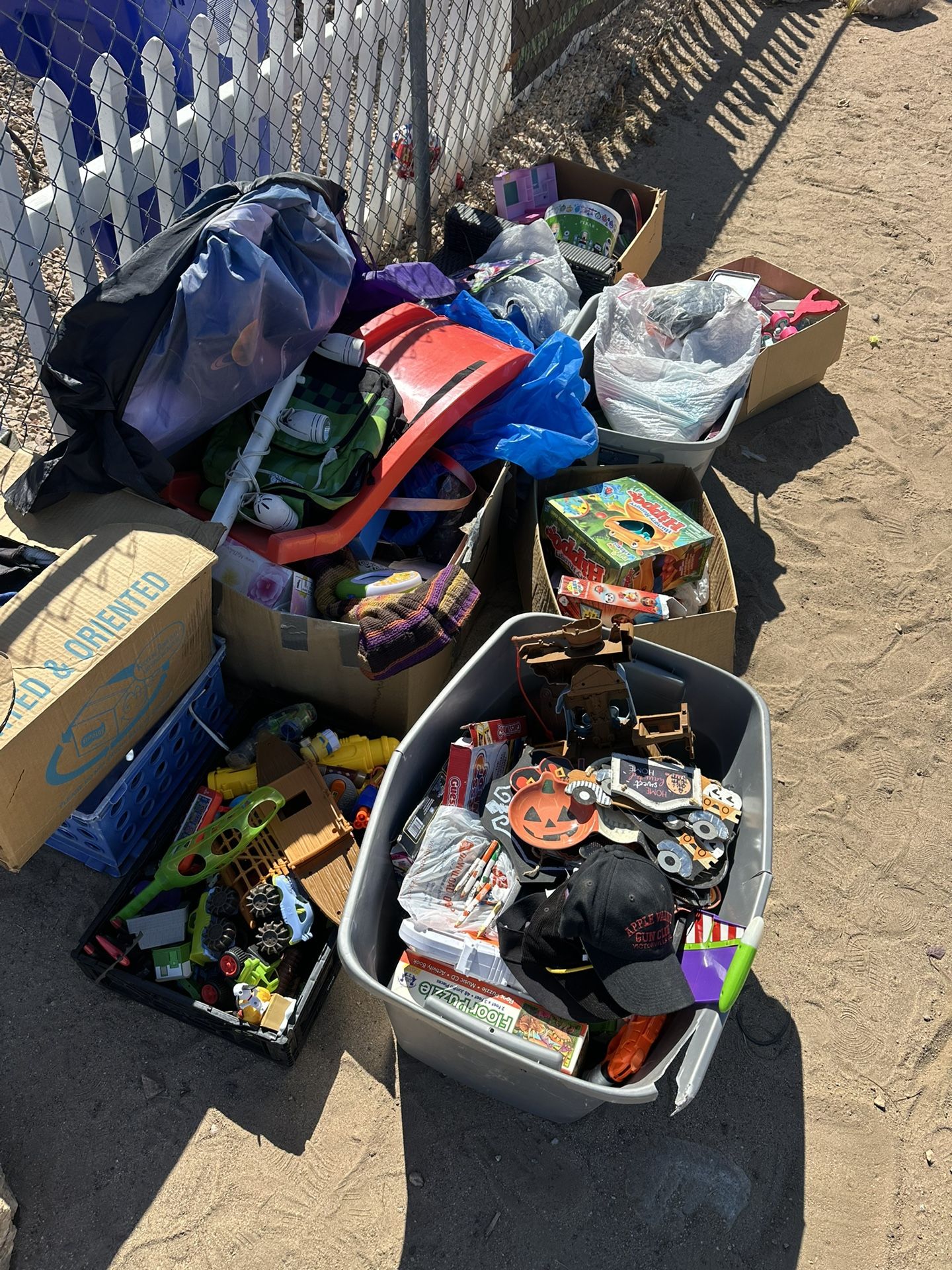 Free Items / Cosas Gratis 🚨