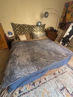 King size bed