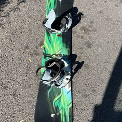 158cm Snowboard With Bindings