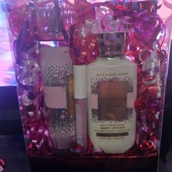 Bath & Body Works 3 PC Valentines Set 