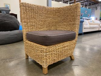 Wicker Corner Accent Chair with Brown Cushion