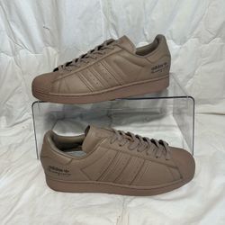 Adidas Superstar Low-Top Sneakers