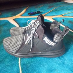Men's Puma Shoes Size 11.5 Basically New Never Worn 