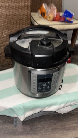 Brand new insta pot never used