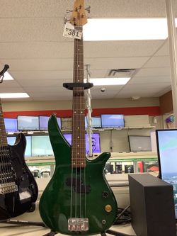 Yamaha Rbx270 Electric Bass Guitar