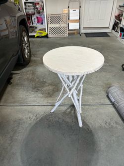 Occasional table
