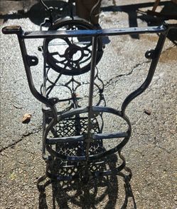 Antique cast iron sewing machine base