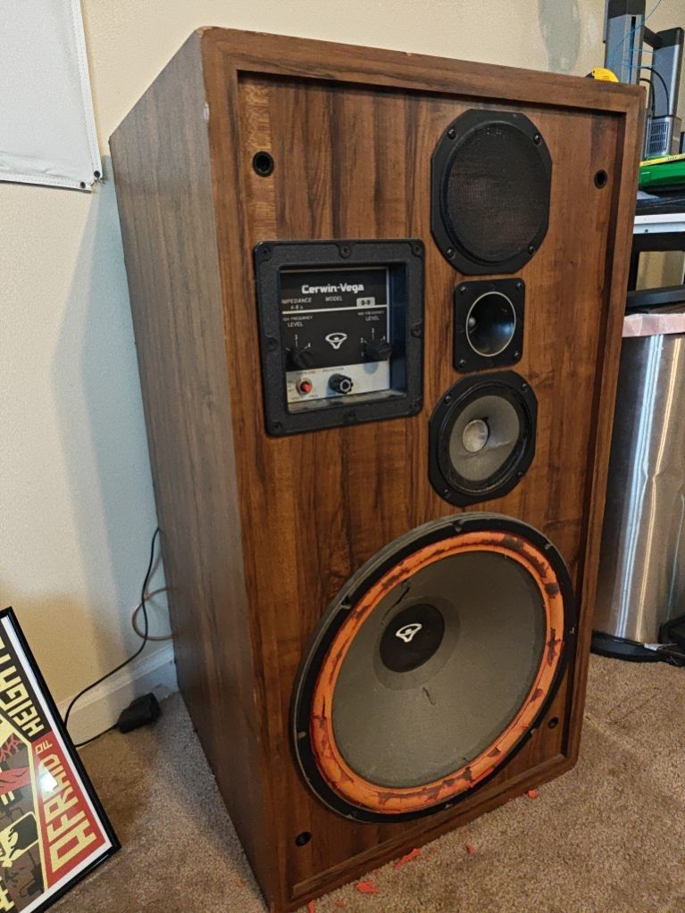 Cerwin Vega D9 Floor Speaker (Pair)