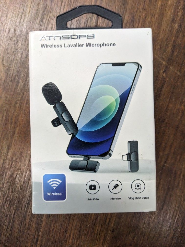 ATNSDPB Universal Wireless Lavalier Microphone for iOS Devices - Plug and Play