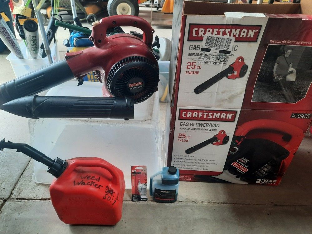 Craftsman 25cc Gas Blower w/ Vac Kit & Extras!!!