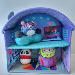 Squishmallows Squishville Gamer Garage Playset