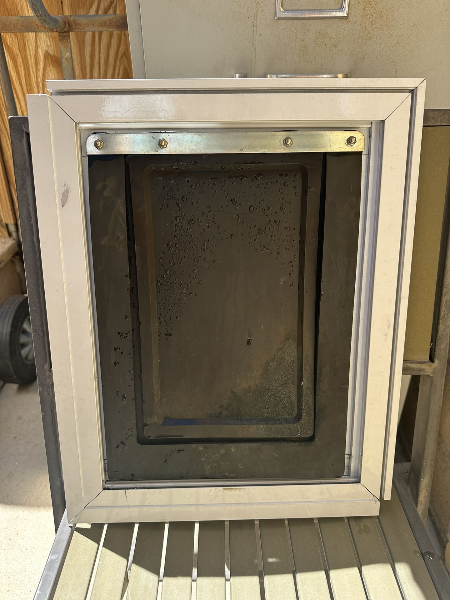 PET Door 
