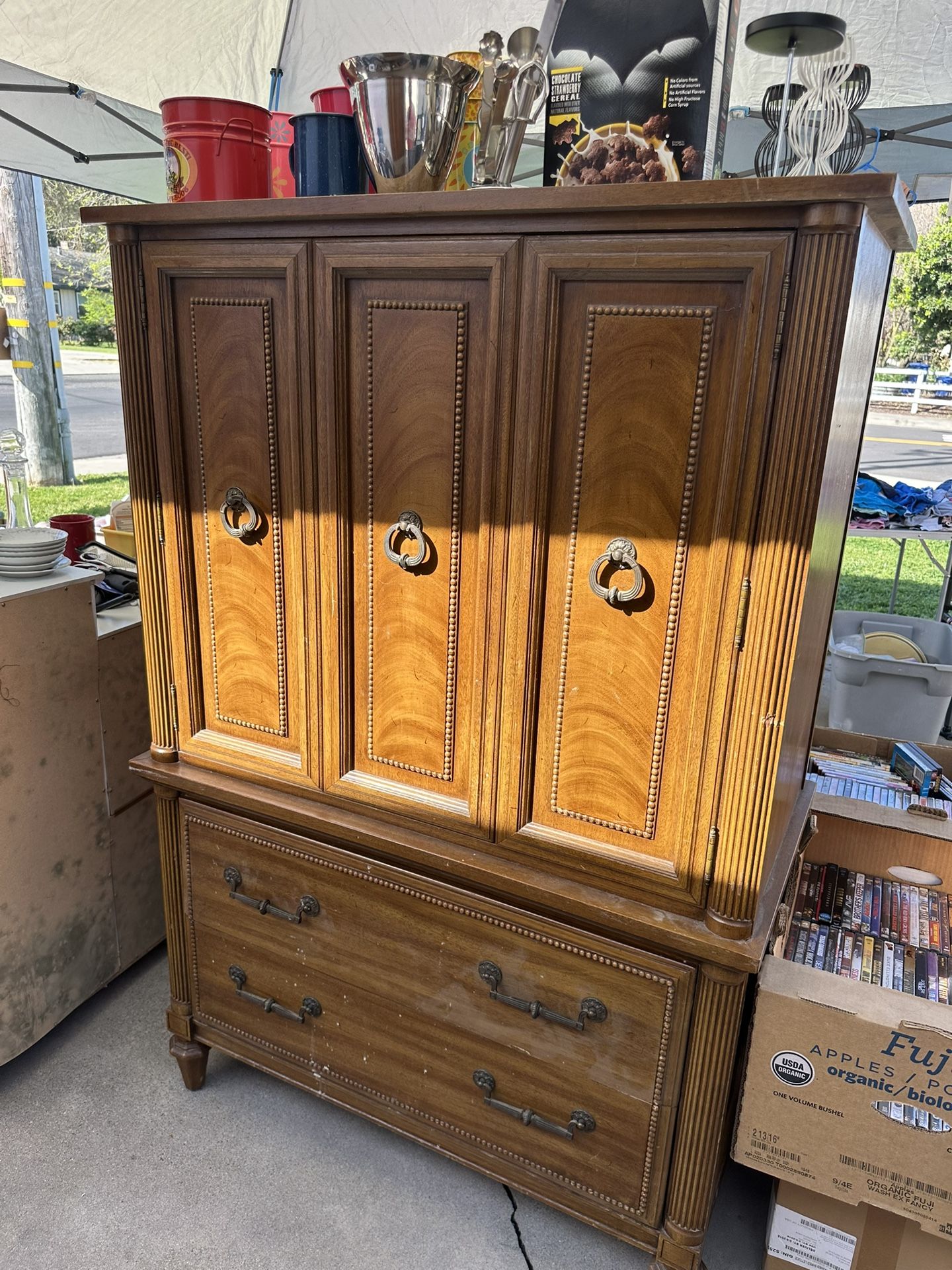 Very Nice Large Dressser, All Wood Great Buy At 50