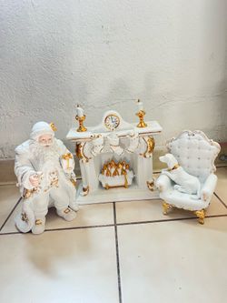 TRADITIONS vintage Porcelain Christmas Santa fireplace Centerpiece Set