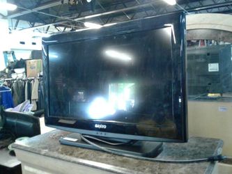 Flat screen TV 32 inch