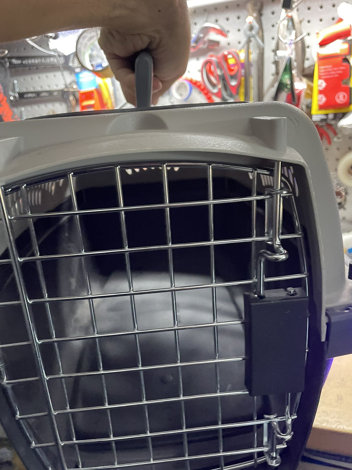 Pet carrier s/m size  Like new 
