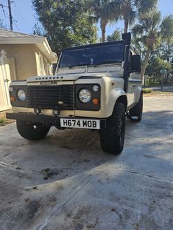 1991 Land Rover Defender