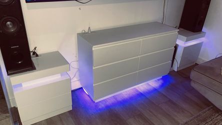 Dresser and 2 night stands LED