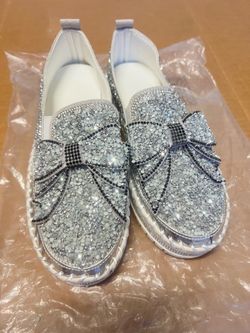 Women's summer shoes