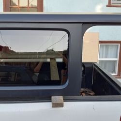 Jeep Wrangler Unlimited JLU 4door Factory Hardtop 