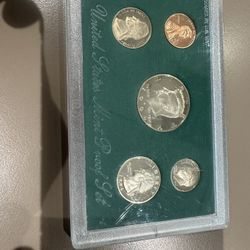 Coins Mint Collection 1194