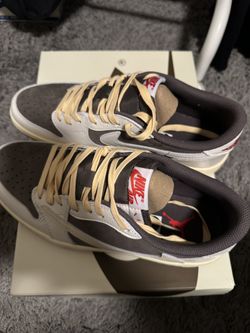 Travis scott x air jordan 1 low retro  reverse mocha
