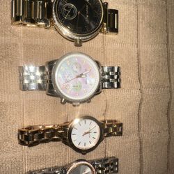 Used Bundle Of 4 Woman’s Michael Kors Watches 