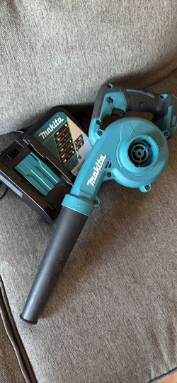 Makita Blower and Charger 18V