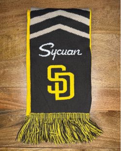 San Diego Fan Padres scarf. ￼