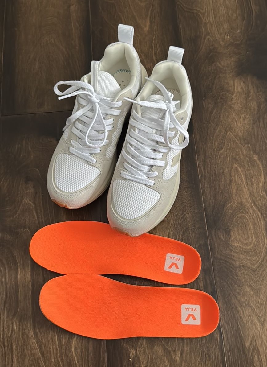 Veja Venturi Sneaker NEW