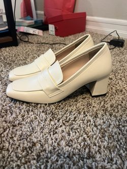 Sappun Ivory Loafer Heels Size 7.5