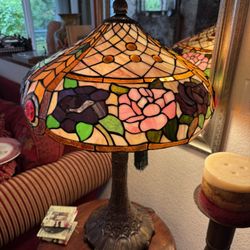 Vintage Tiffany Style Lamp