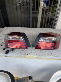 Both Taillights 2016-18 Honda Accord