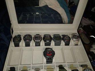 Lot of g shocks barely worn