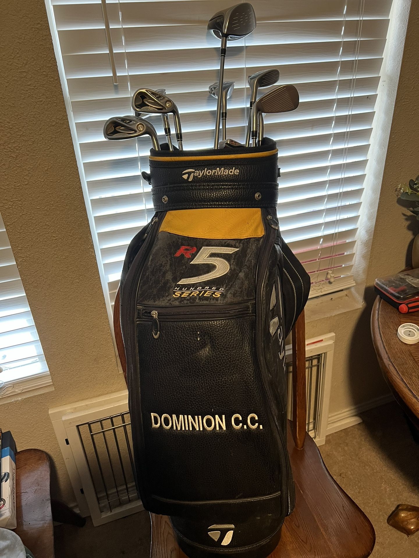 Golf Clubs Taylor made R5-7 for Sale in San Antonio, TX - OfferUp