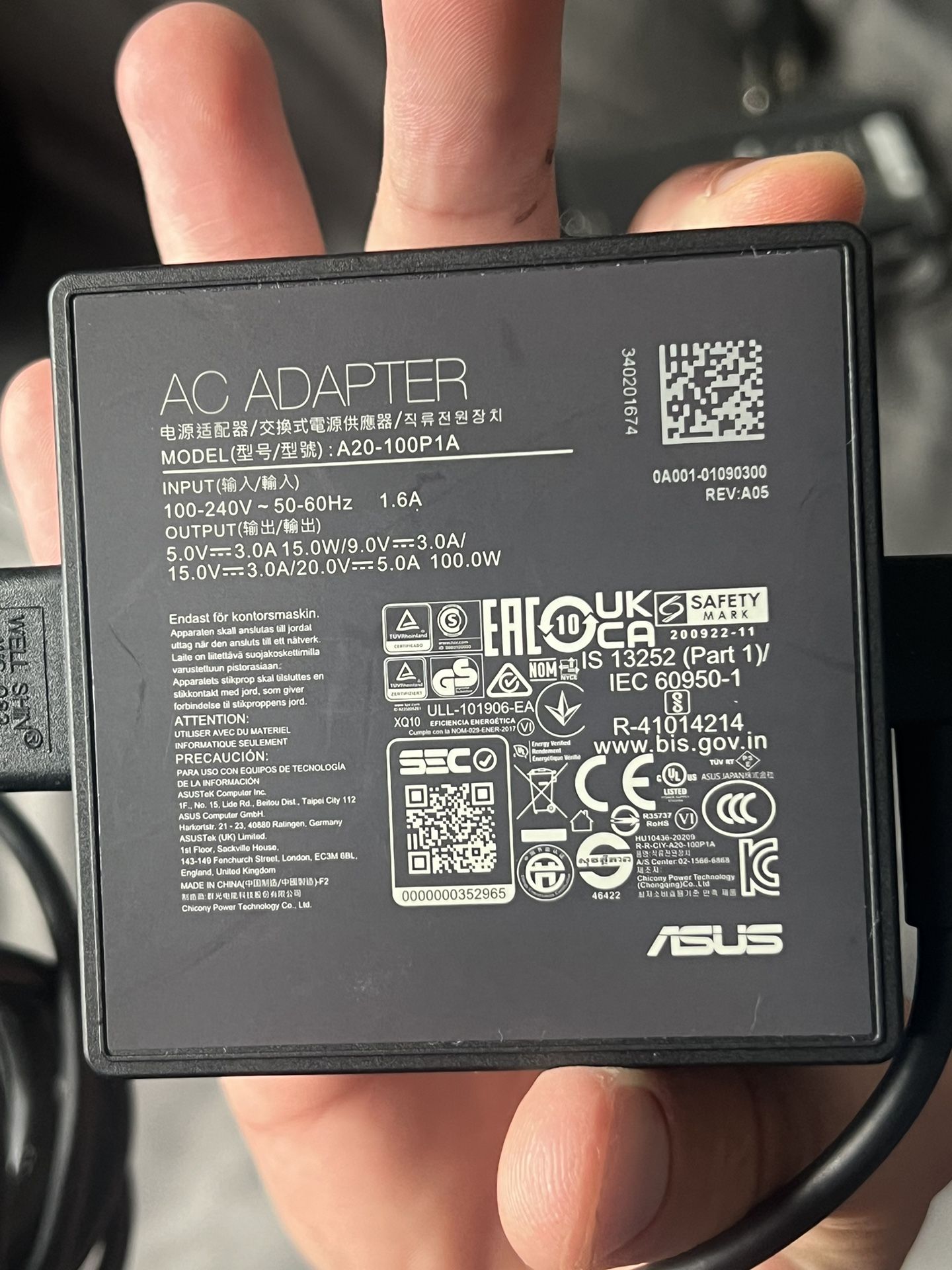 ASUS ROG 100W USB-C AC Adapter Charger Model A20-100P1A