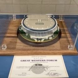 Danberry Mint Rare Lakers  Great Western Forum